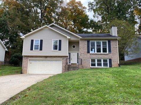 Photo of 1211 Verkler Dr, Clarksville, TN 37042 (MLS # 3038466)