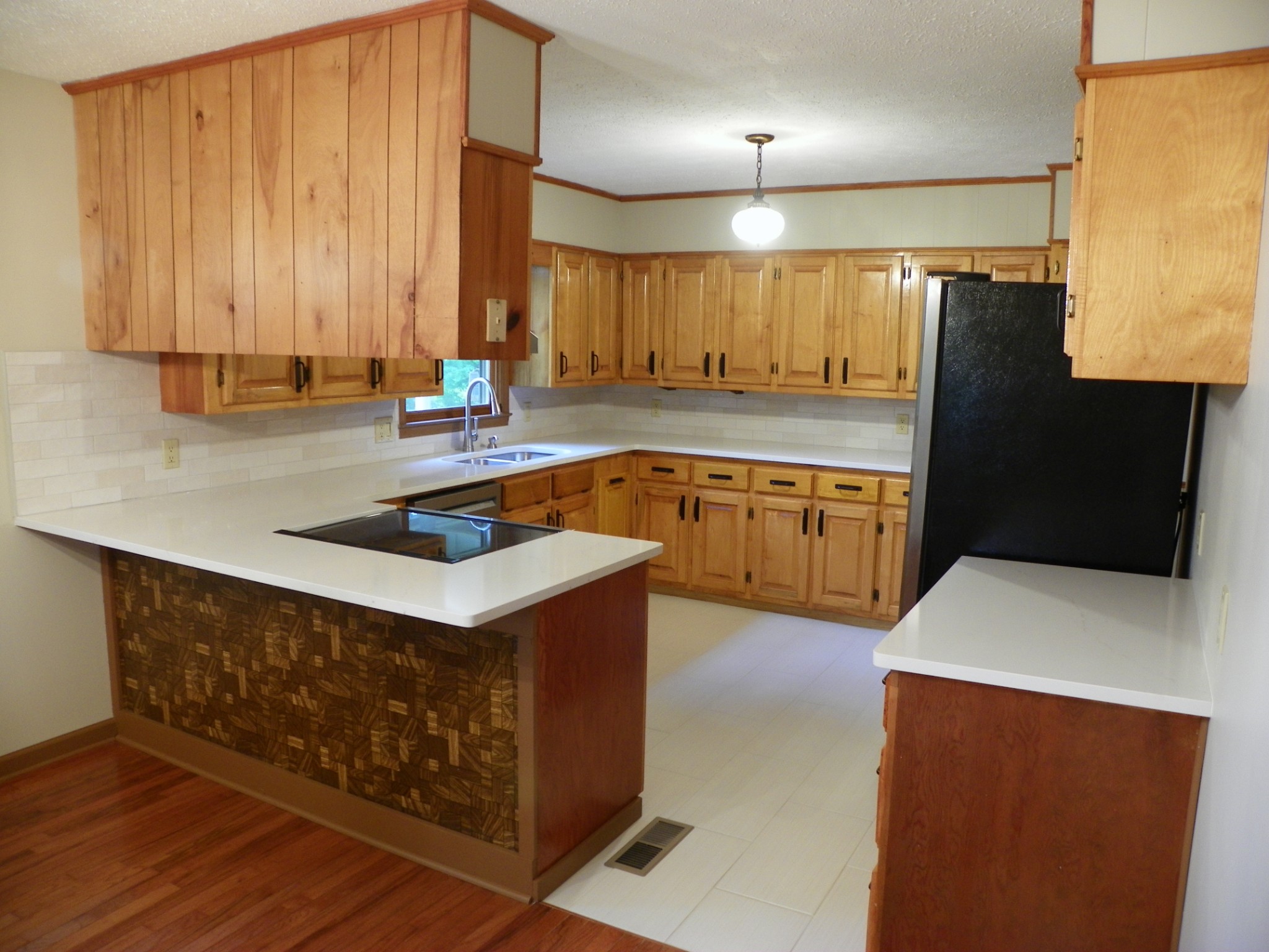 670 Winstead Rd