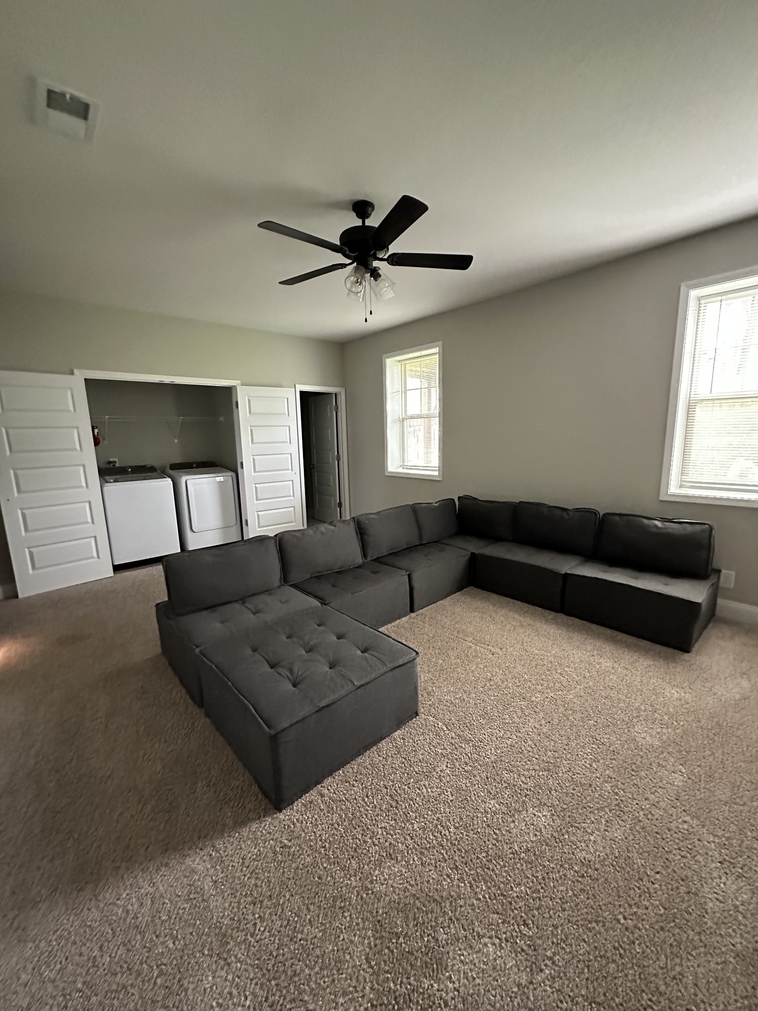 1377 Sussex Dr