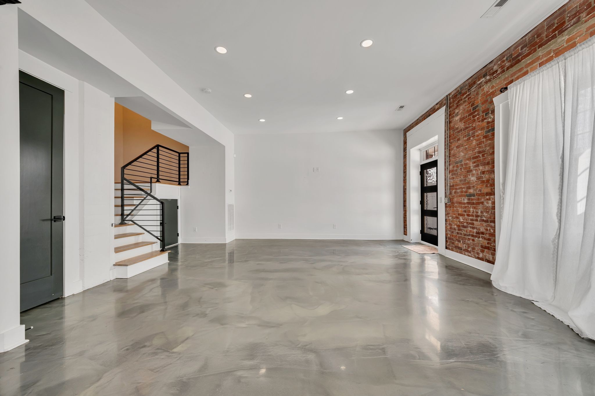 116 N Mulberry St Red Cap Flats