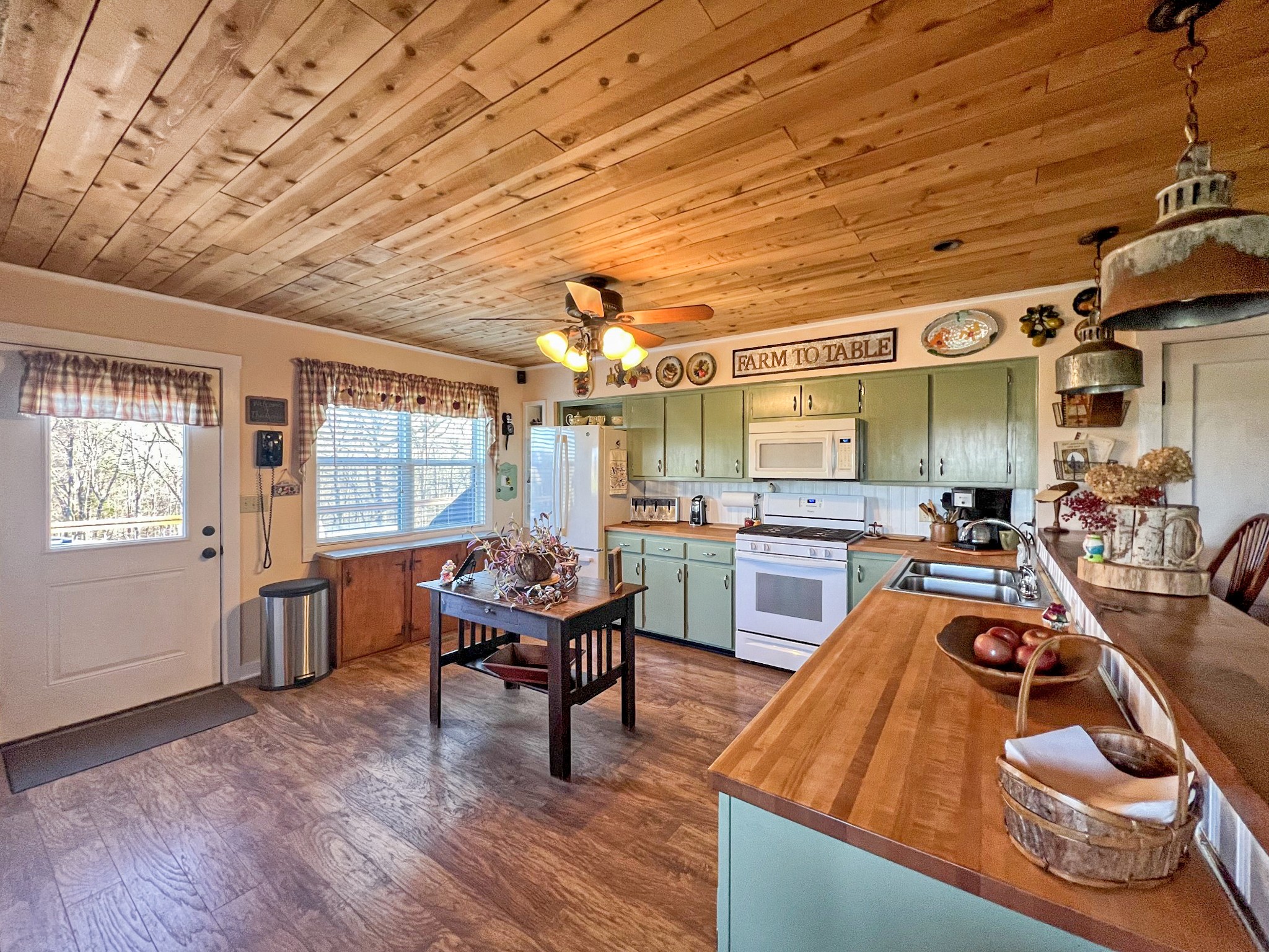 1259 Rocky Hill Estates Rd