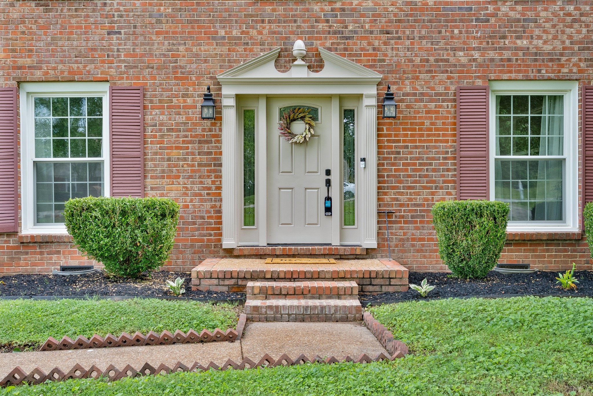 2153 Watertown Pl