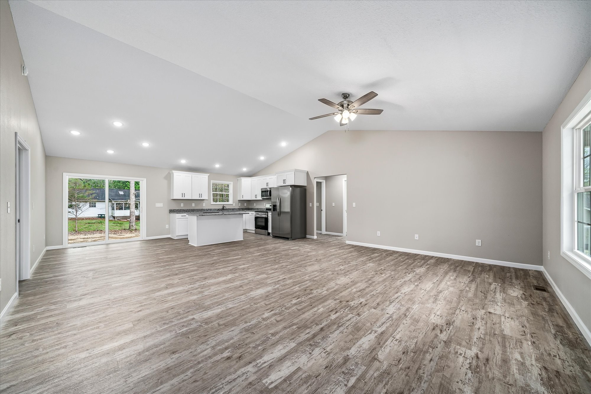 5272 Cheyenne Dr