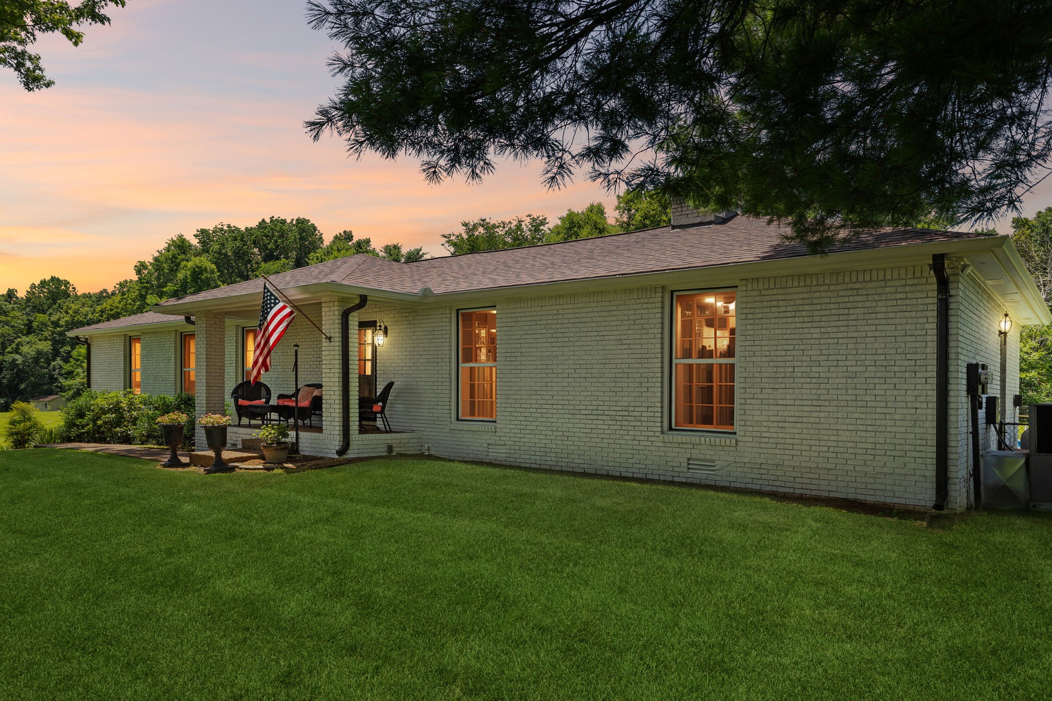 1009 Bunker Hill Dr