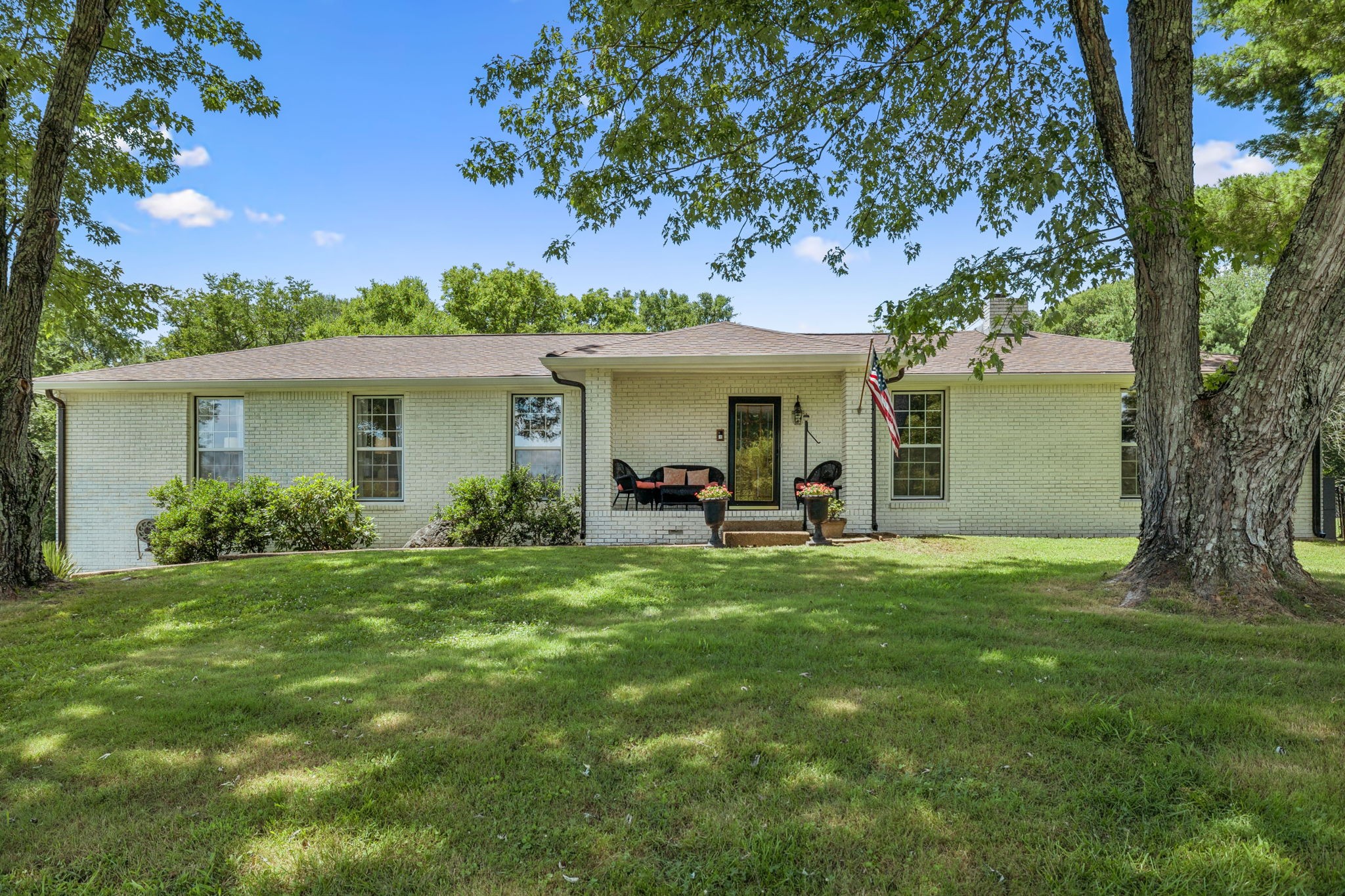1009 Bunker Hill Dr