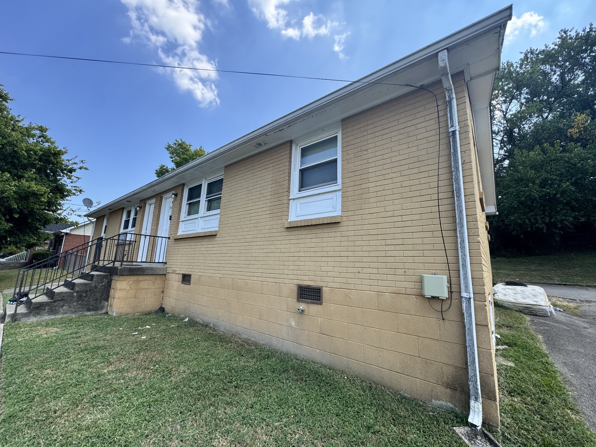 3224 Spears Rd, Nashville TN 37207 0-bed multi-family property, photo 3 of 9