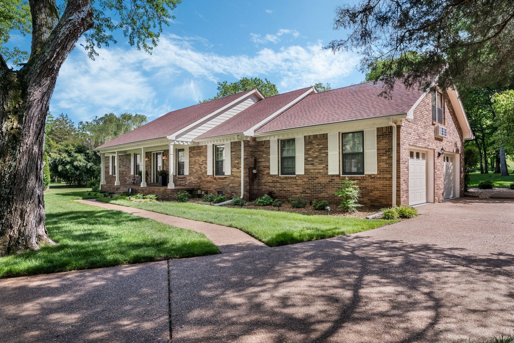 122 Troon Ct