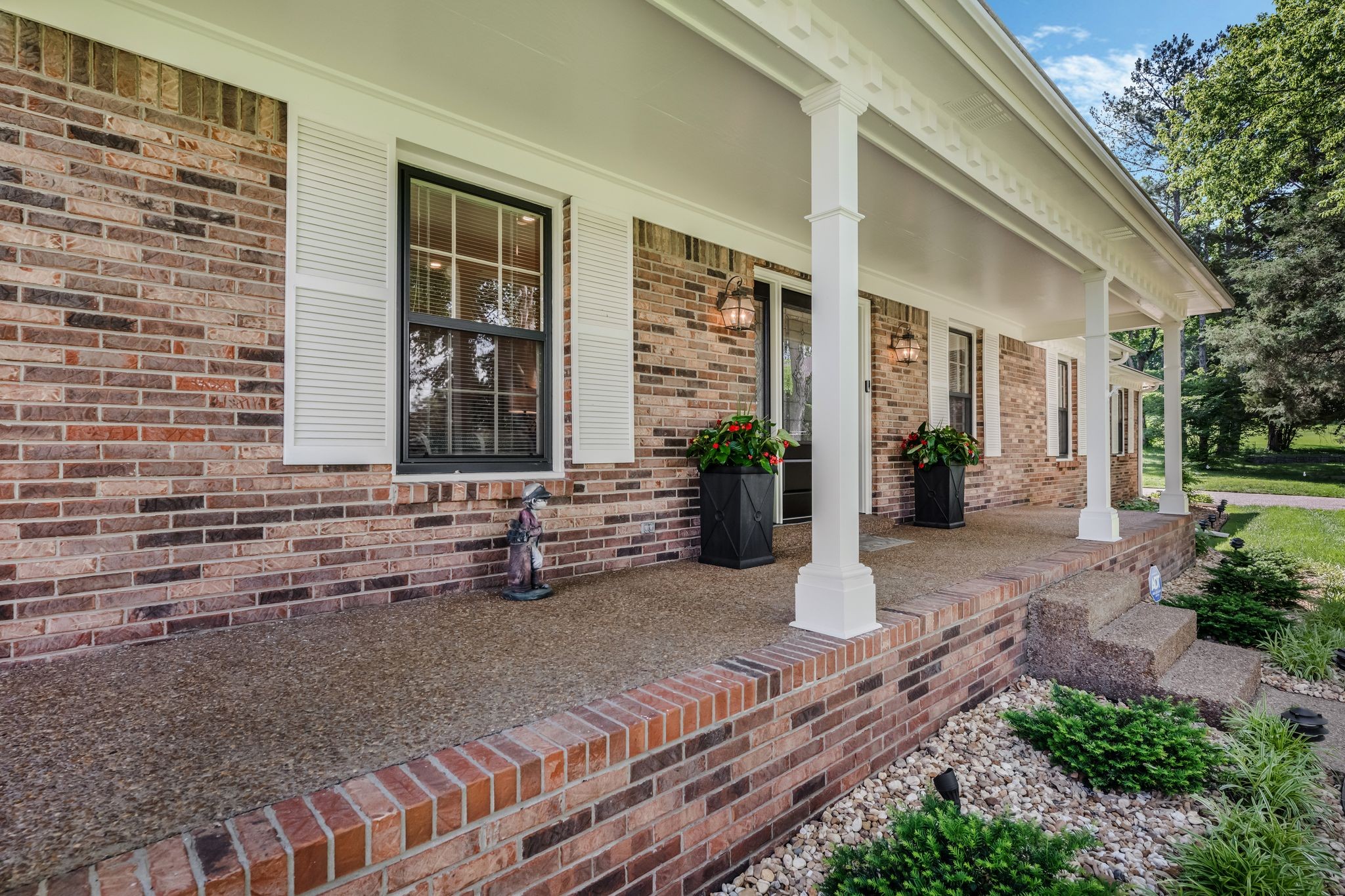 122 Troon Ct