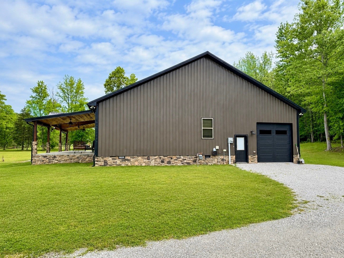 86 Coleman Rd
