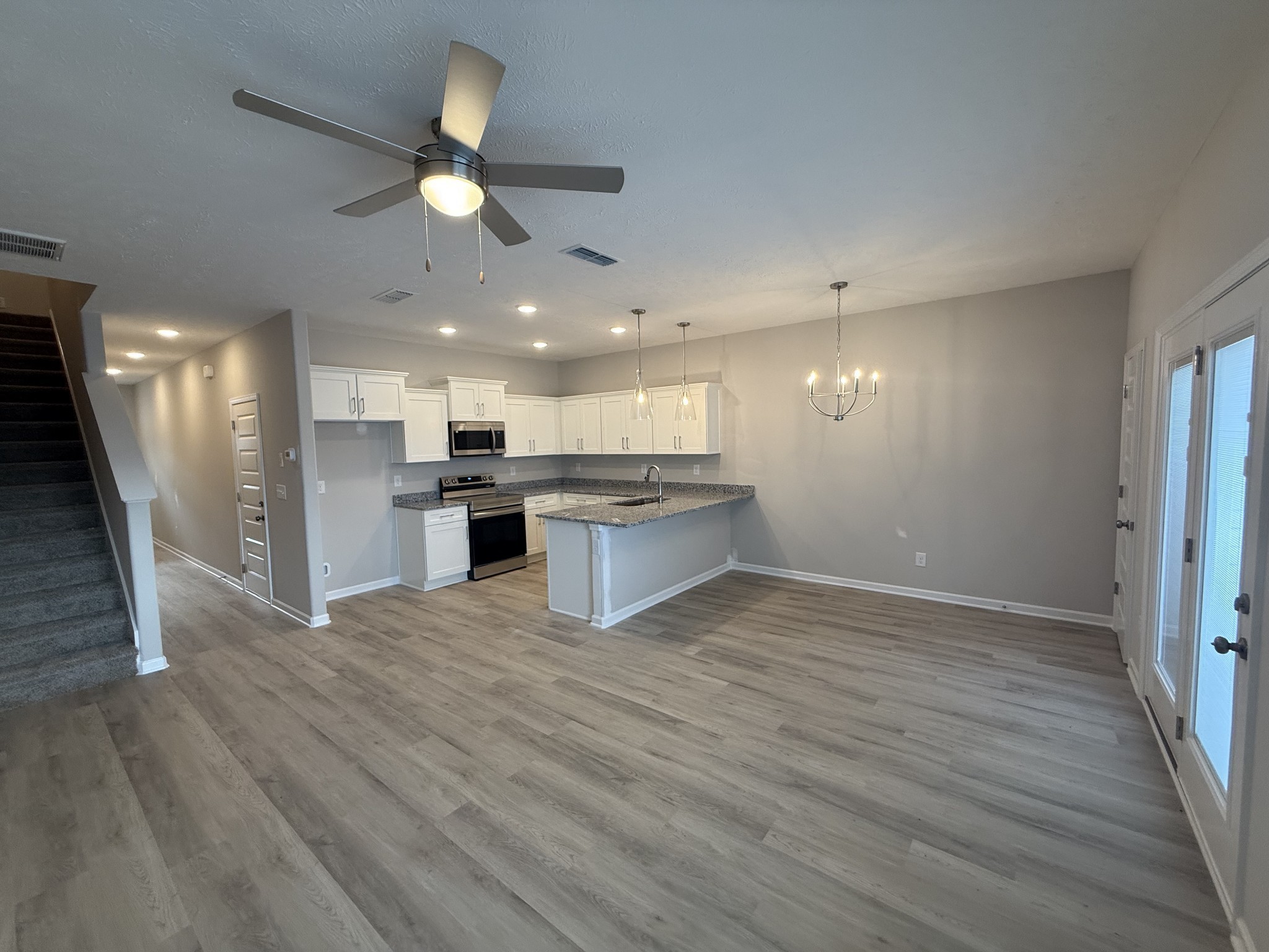 32 Hardwood Rd