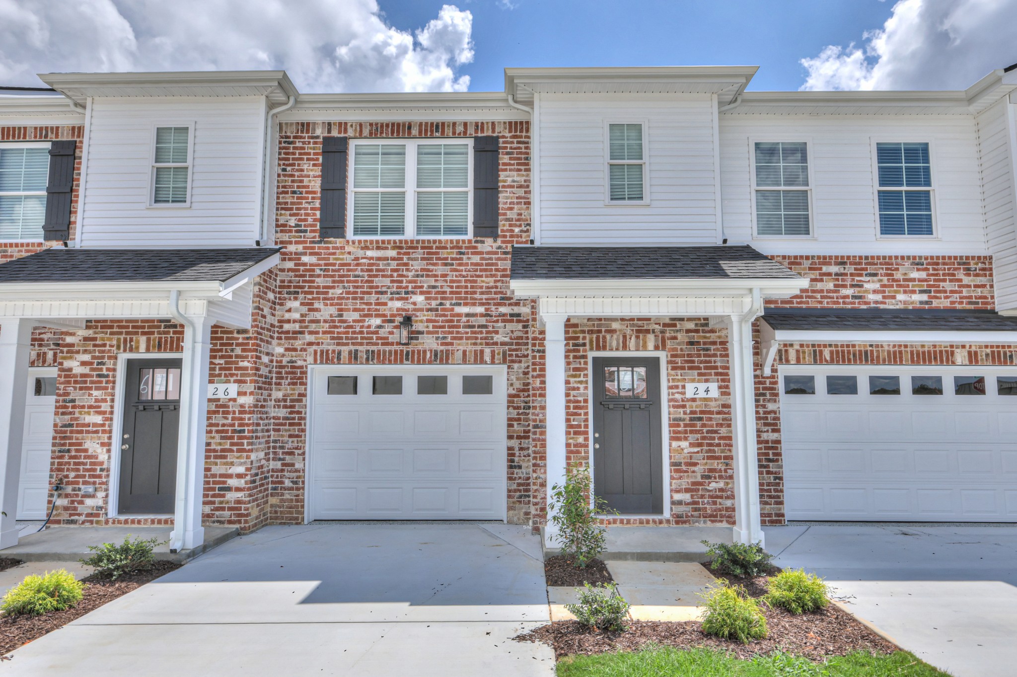 32 Hardwood Rd