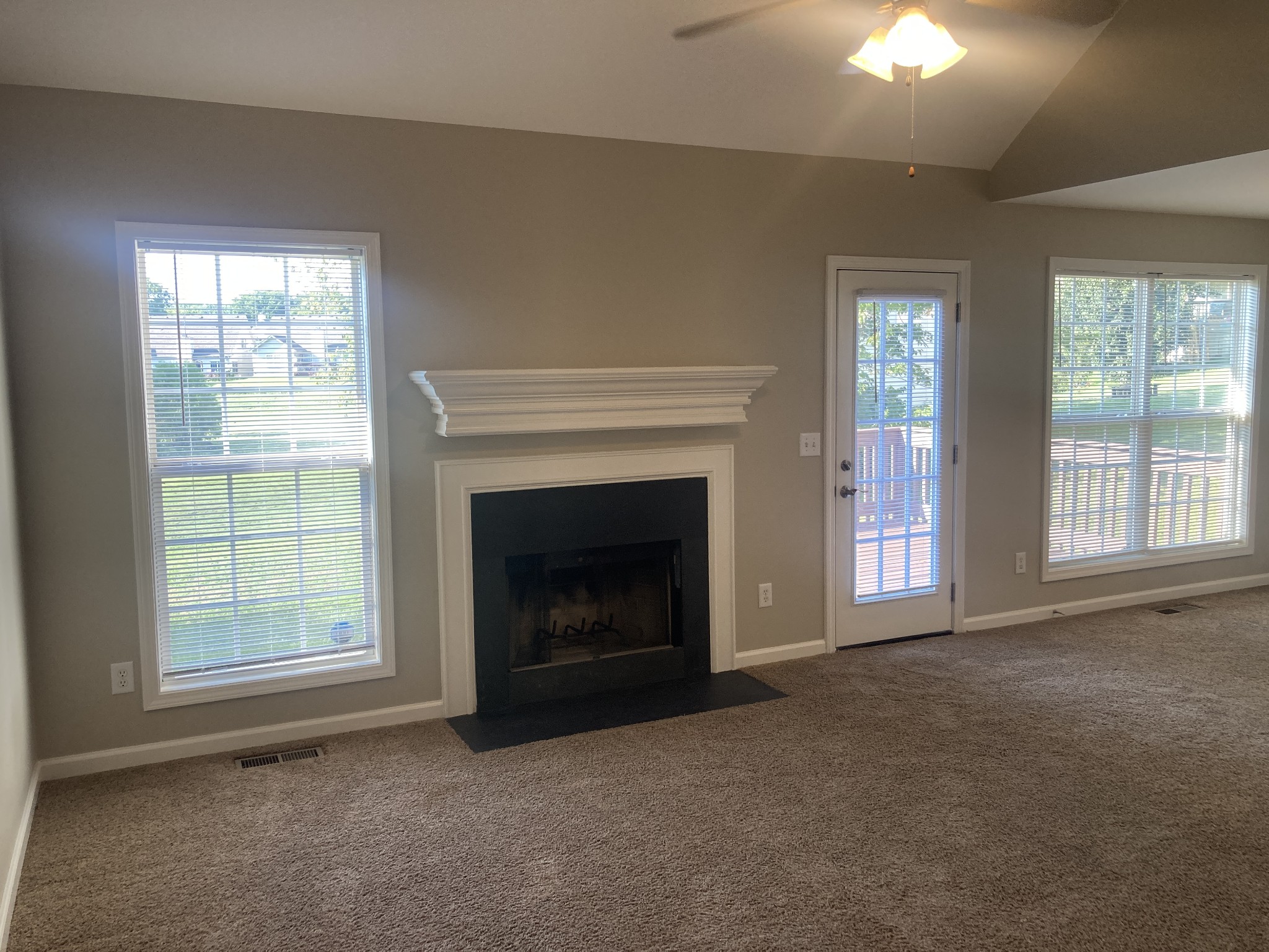 3208 Grace Crest Pt
