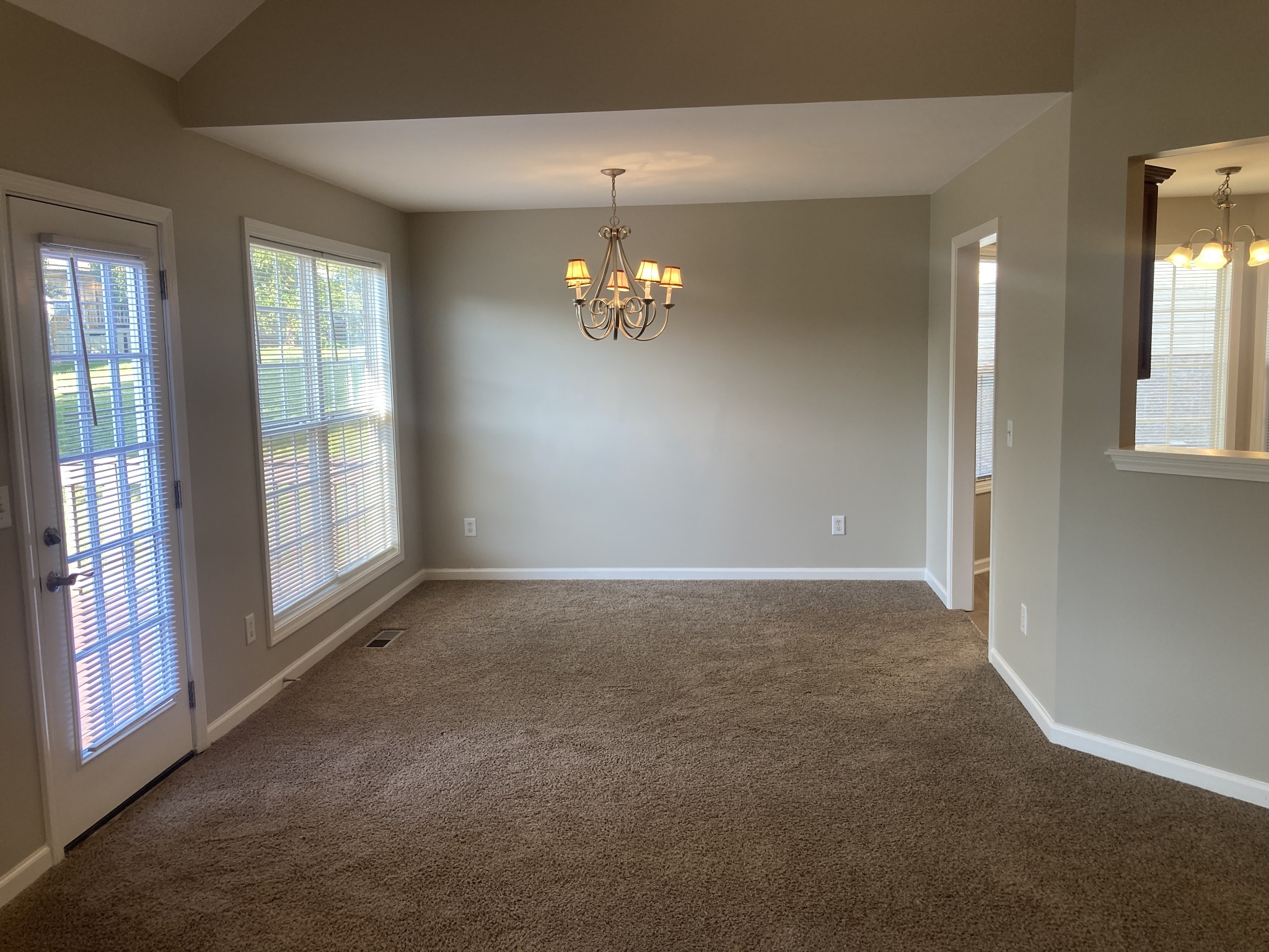 3208 Grace Crest Pt