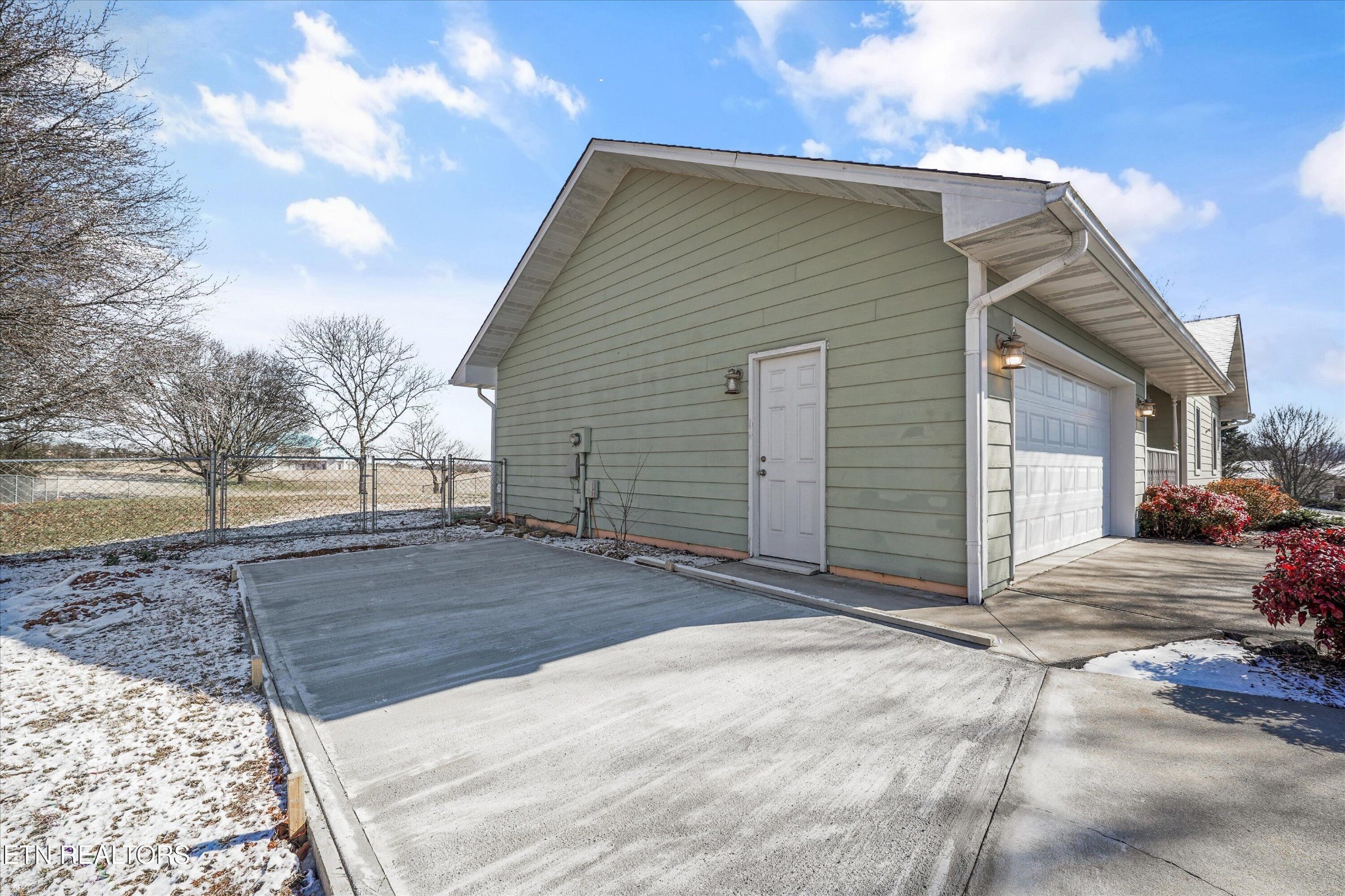 150 Maple Ridge Lane