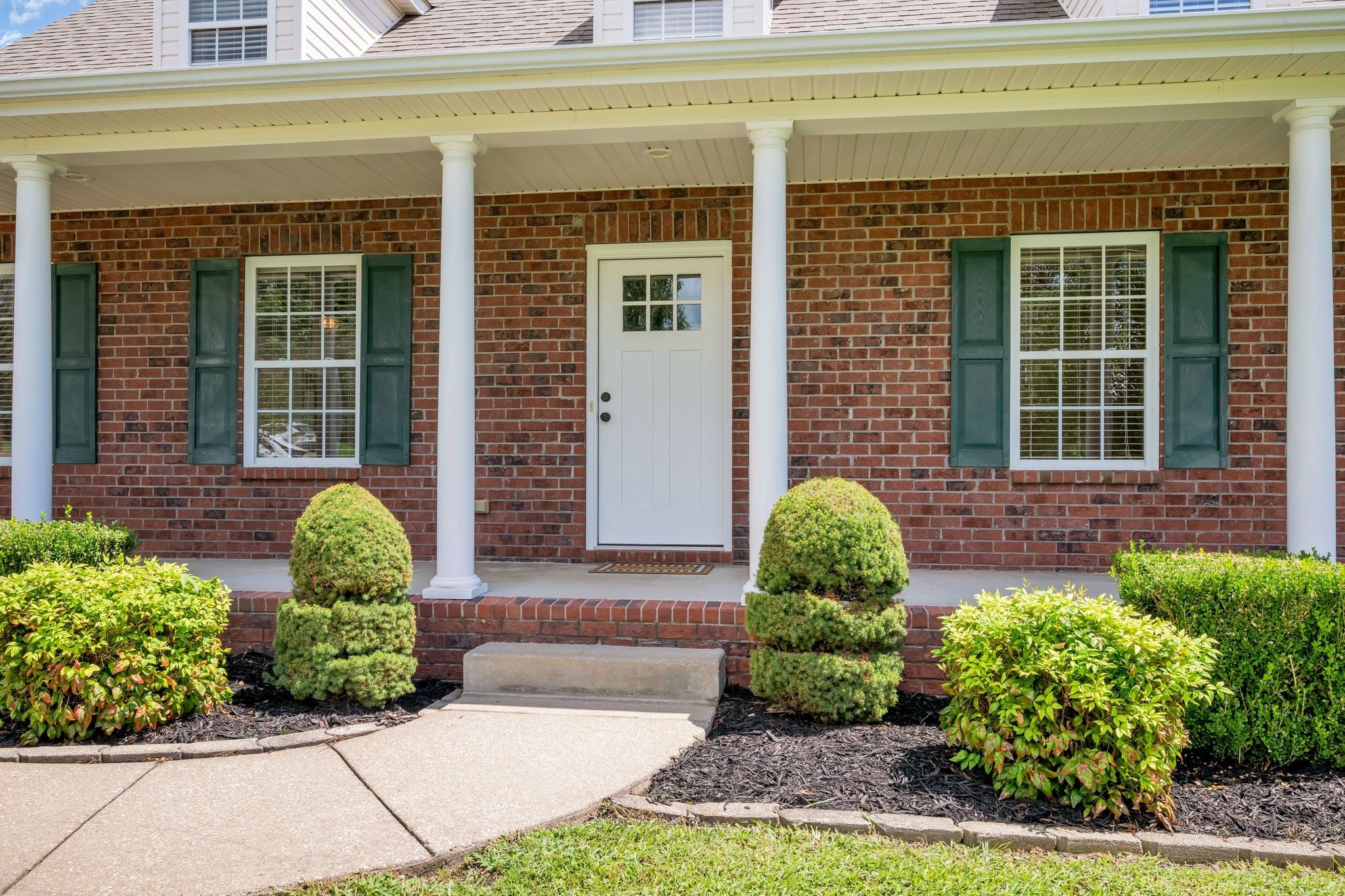 106 Sherrolyn Ct