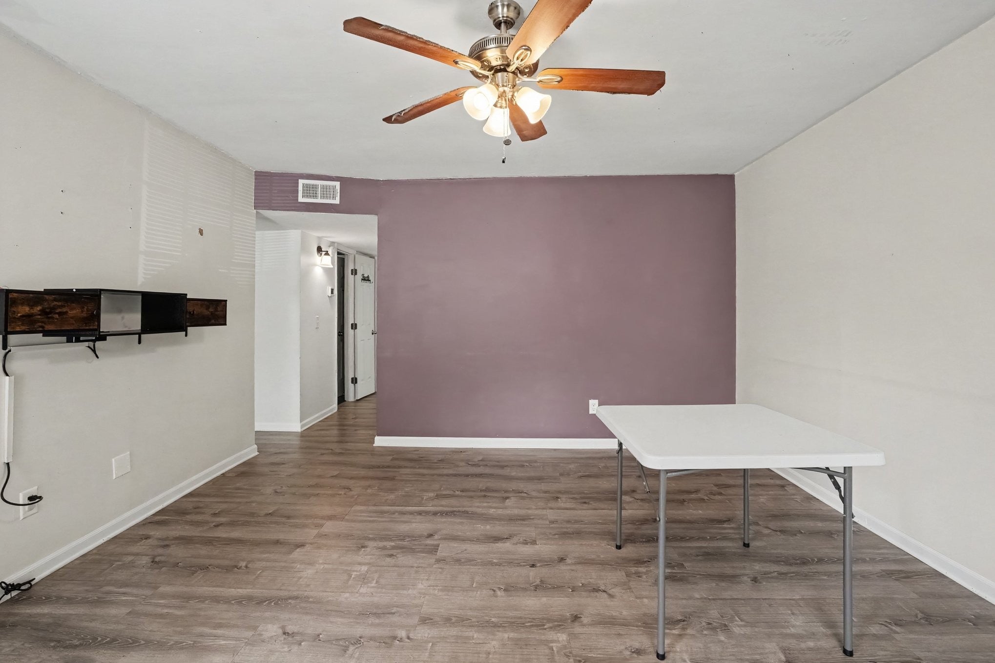 126 Five Oaks Dr