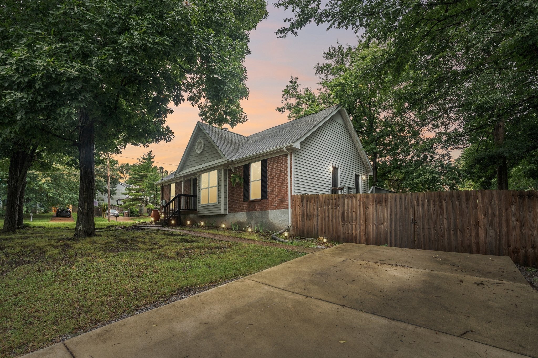 3303 Chatterly Ct