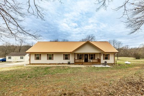 5213 Stacy Springs Rd Springfield TN 37172
