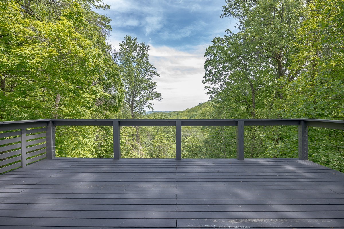888 High Point Ridge Rd