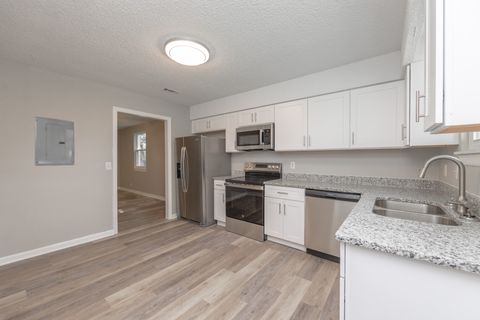 MLS: 2824156