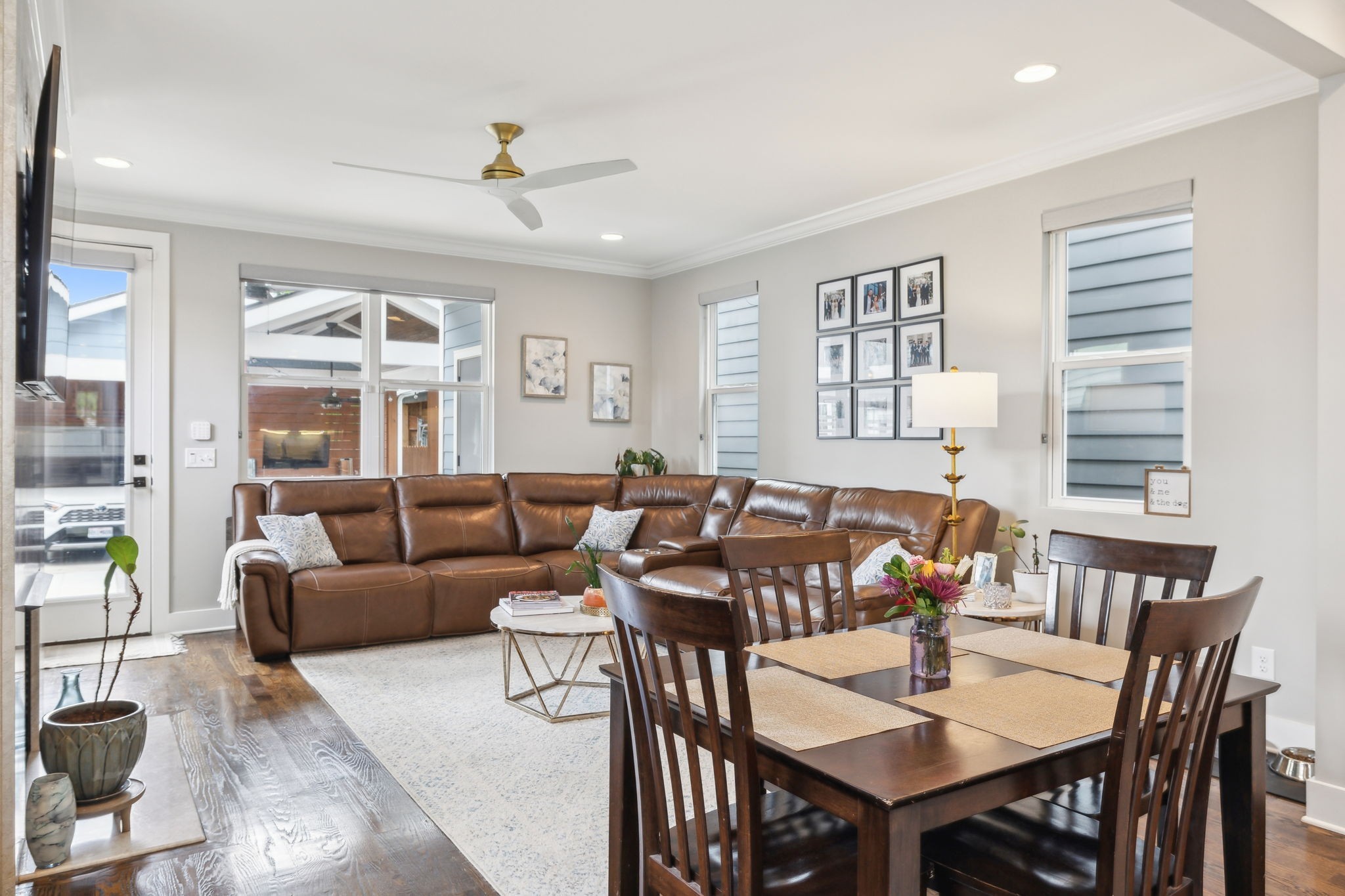 6216B California Ave