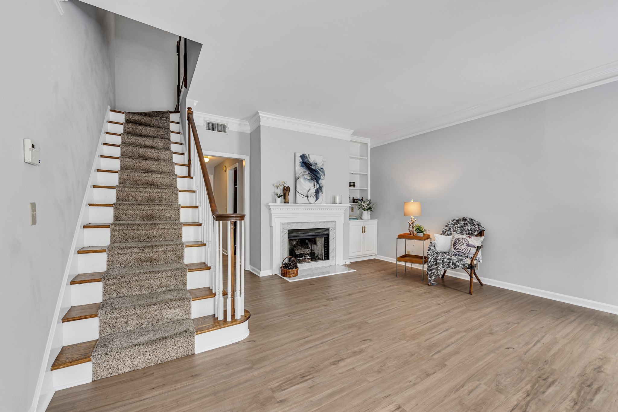 2308 Sharondale Dr