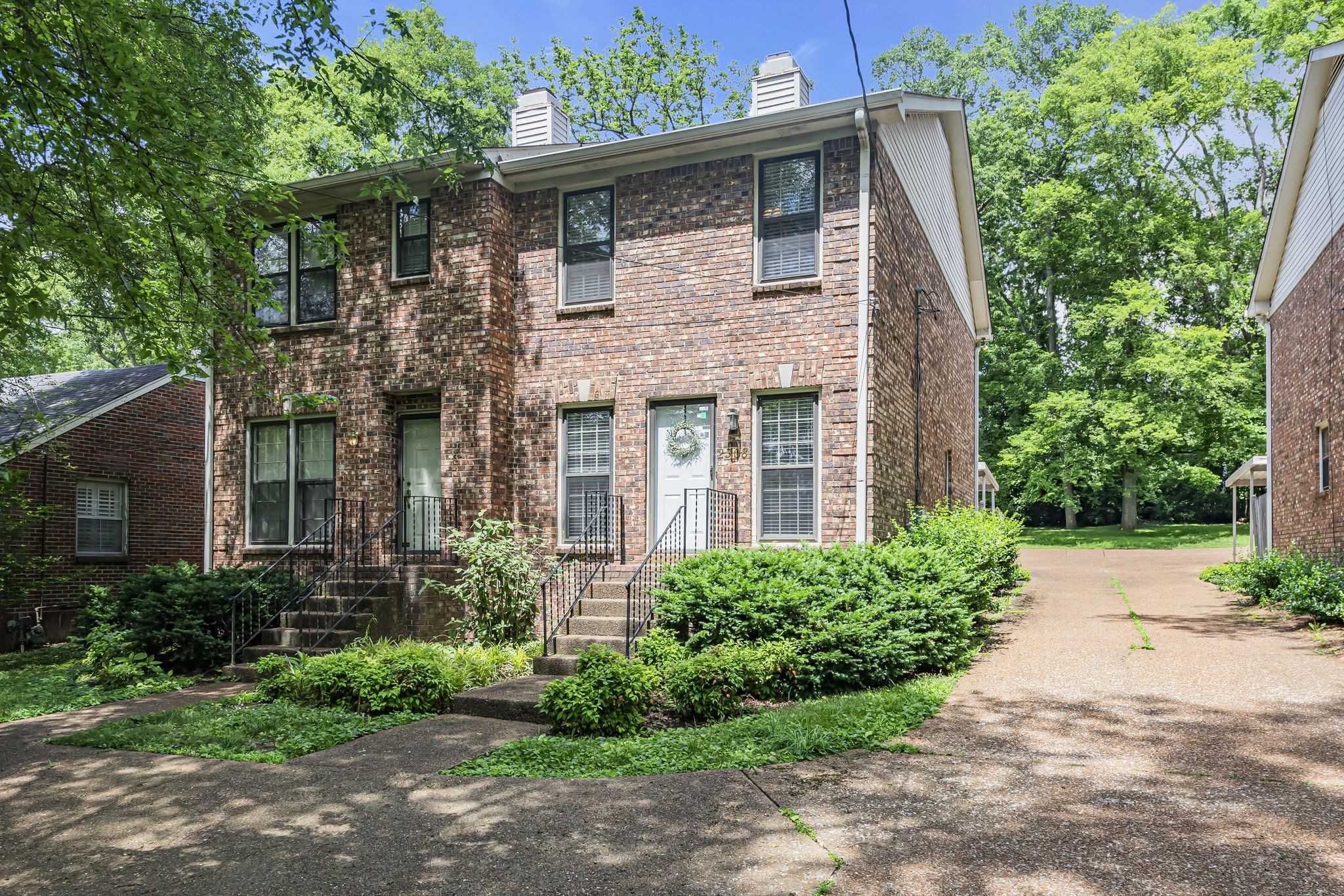 2308 Sharondale Dr