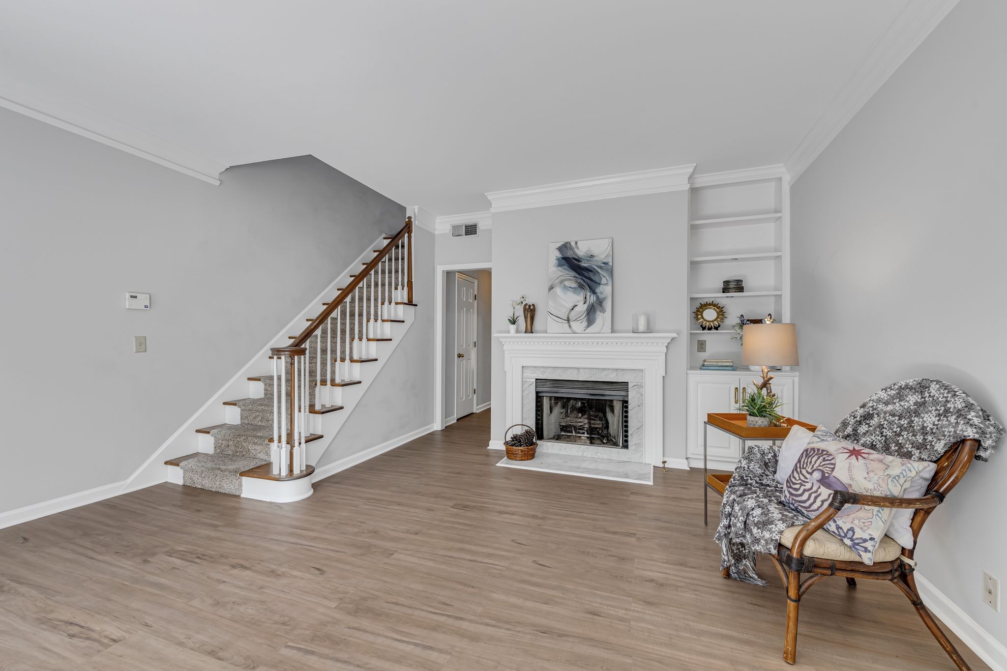 2308 Sharondale Dr
