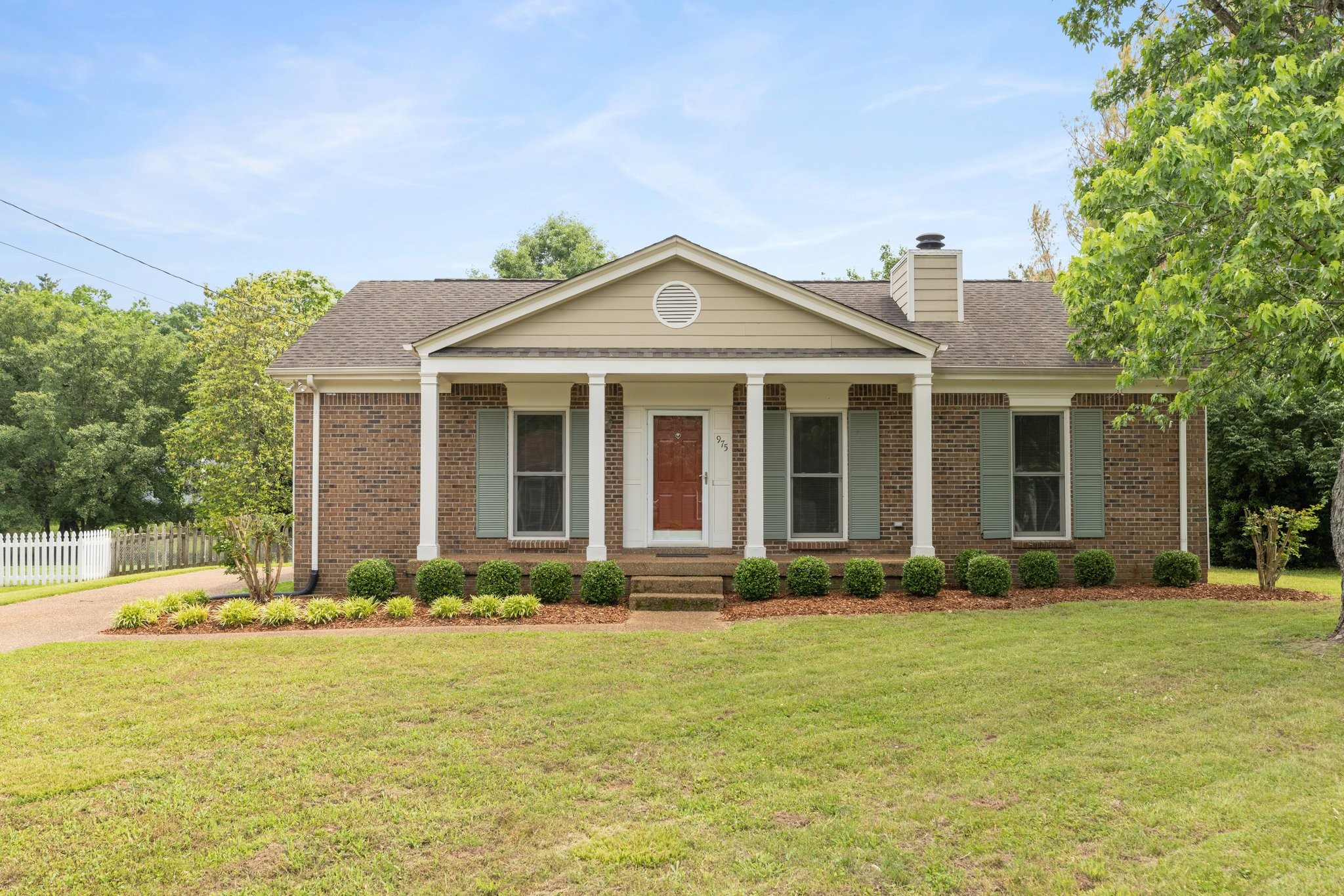 975 Beech Bend Dr