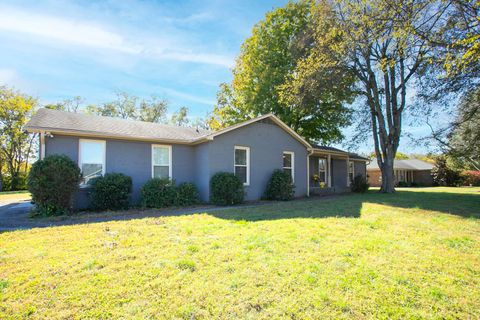 321 Amherst Dr Murfreesboro TN 37128