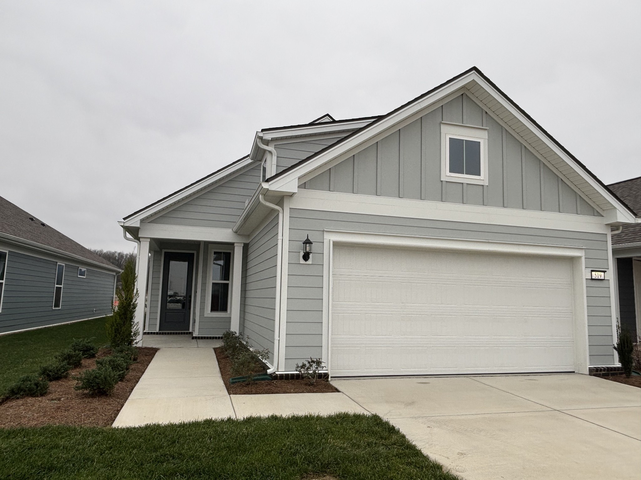 519 Scarlet Oak Road