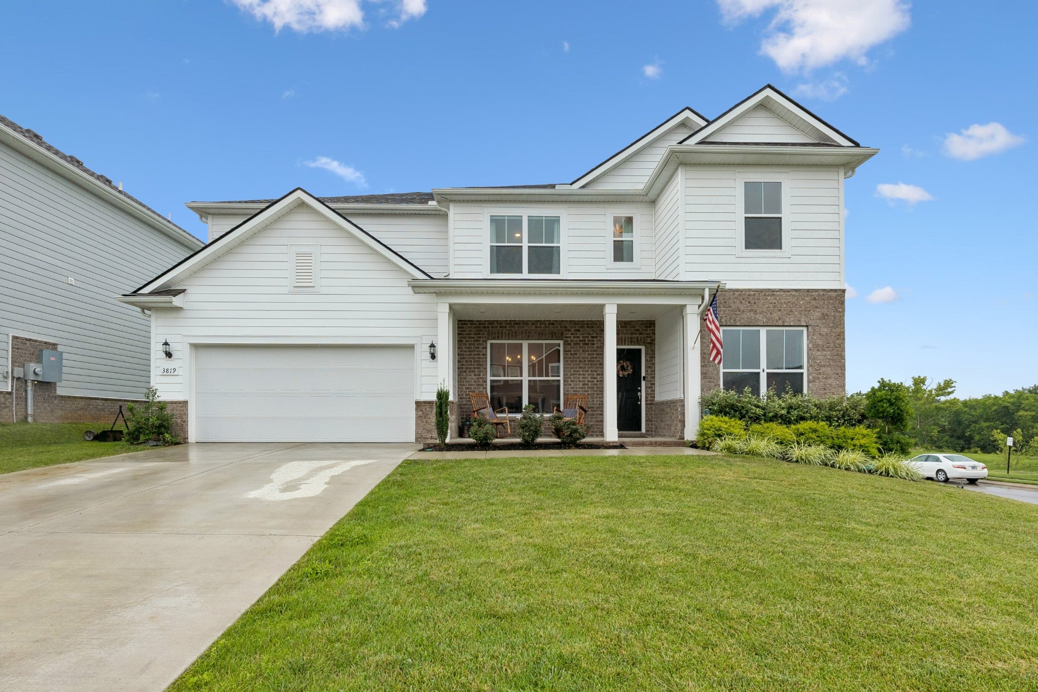 3819 Lantern Ln