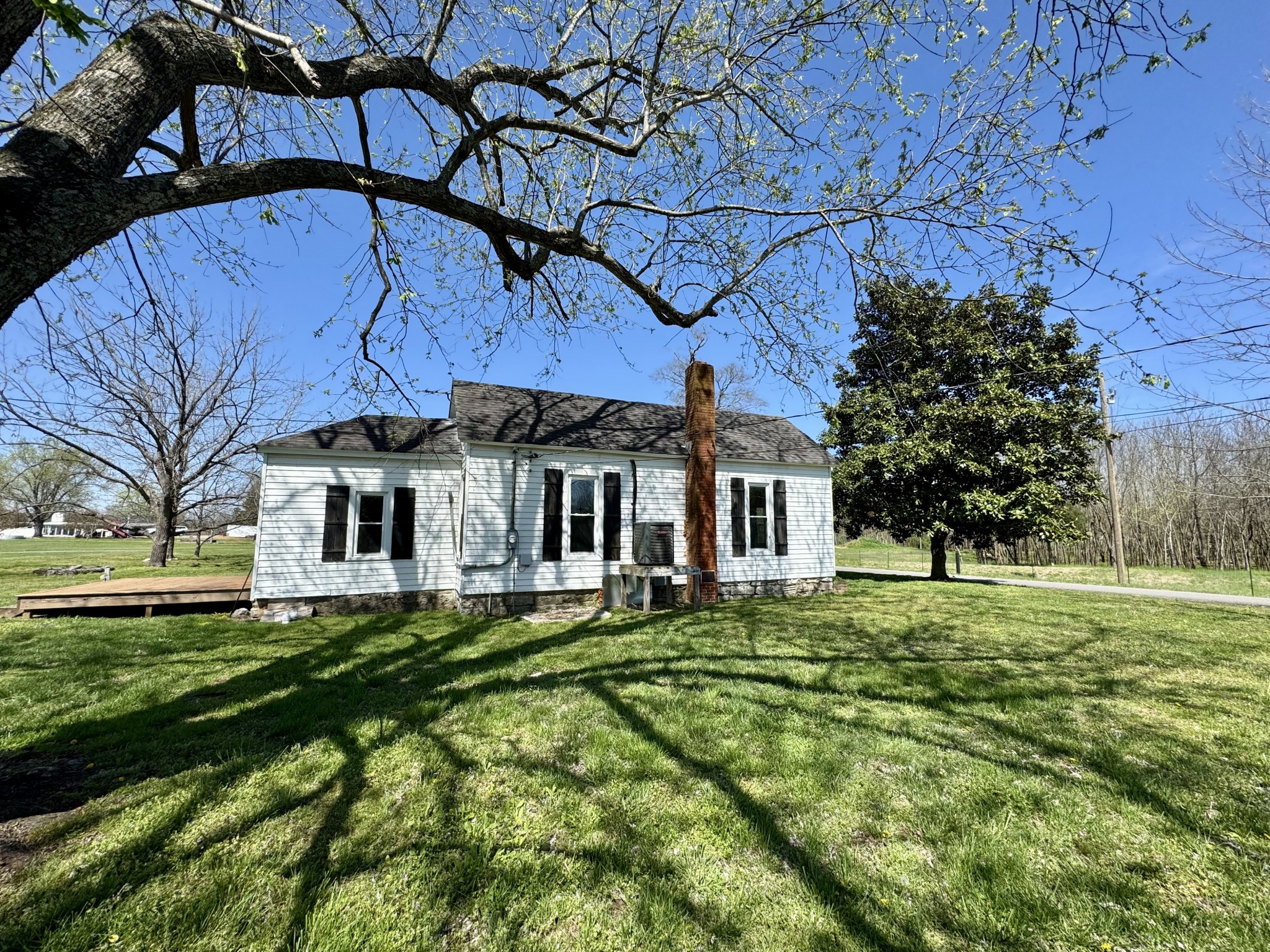 1091 Mill Rd