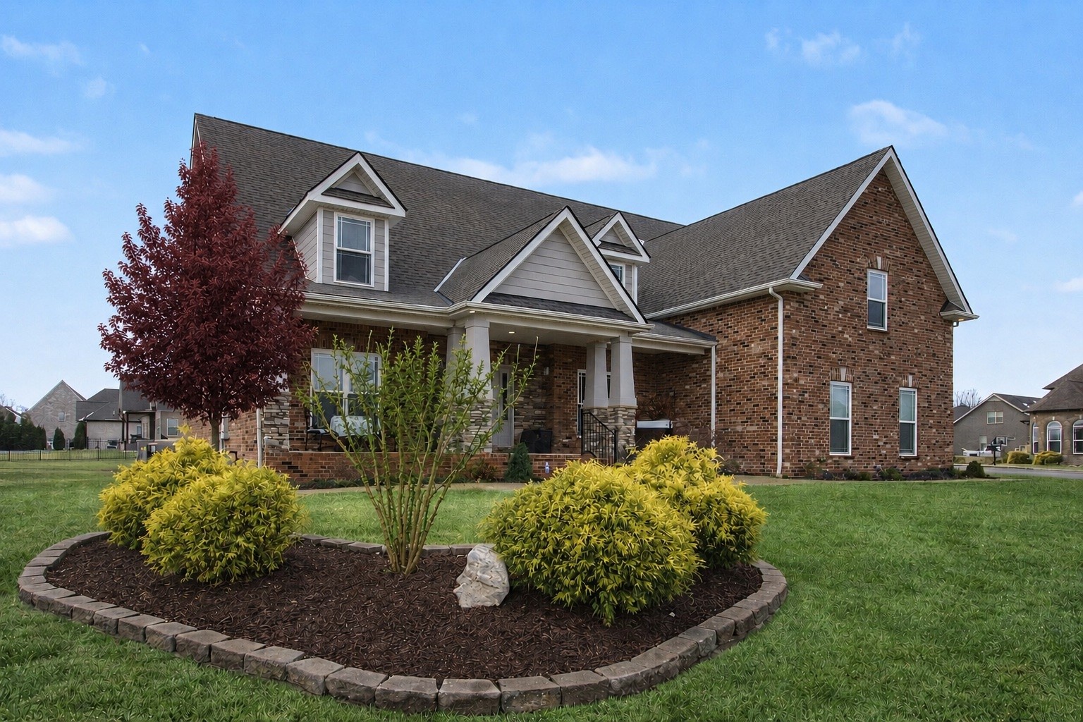 3131 Robinwood Dr