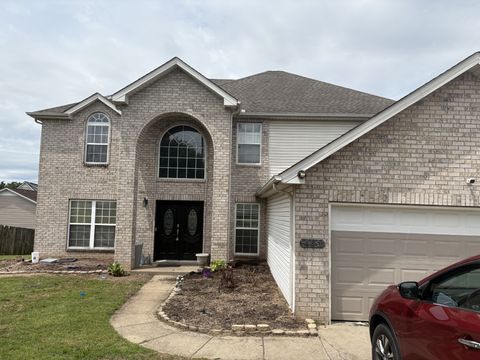630 Holland Ridge Dr La Vergne TN 37086