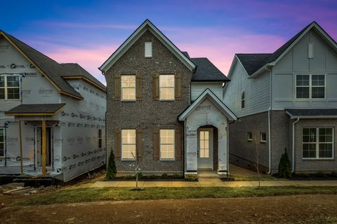 1107 Freeboard Aly La Vergne TN 37086