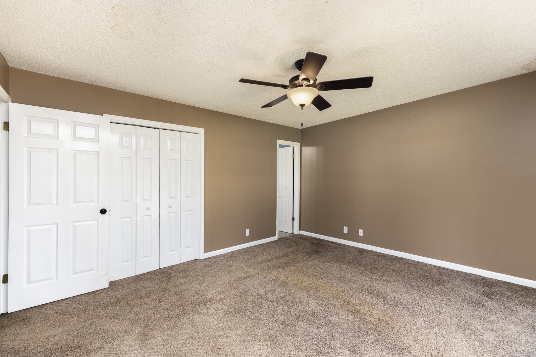 Clarksville, Tennessee 37040, United States, 3 Bedrooms Bedrooms, ,1 BathroomBathrooms,Residential,Coming Soon,135522