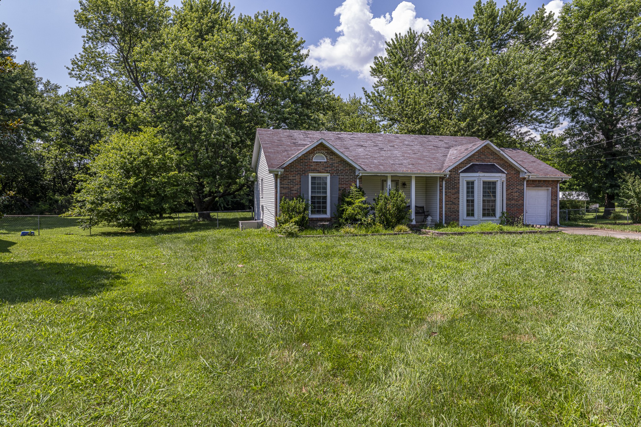 Clarksville, Tennessee 37040, United States, 3 Bedrooms Bedrooms, ,1 BathroomBathrooms,Residential,Coming Soon,135522