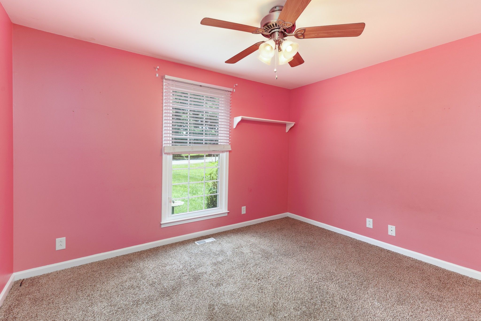 Clarksville, Tennessee 37040, United States, 3 Bedrooms Bedrooms, ,1 BathroomBathrooms,Residential,Coming Soon,135522