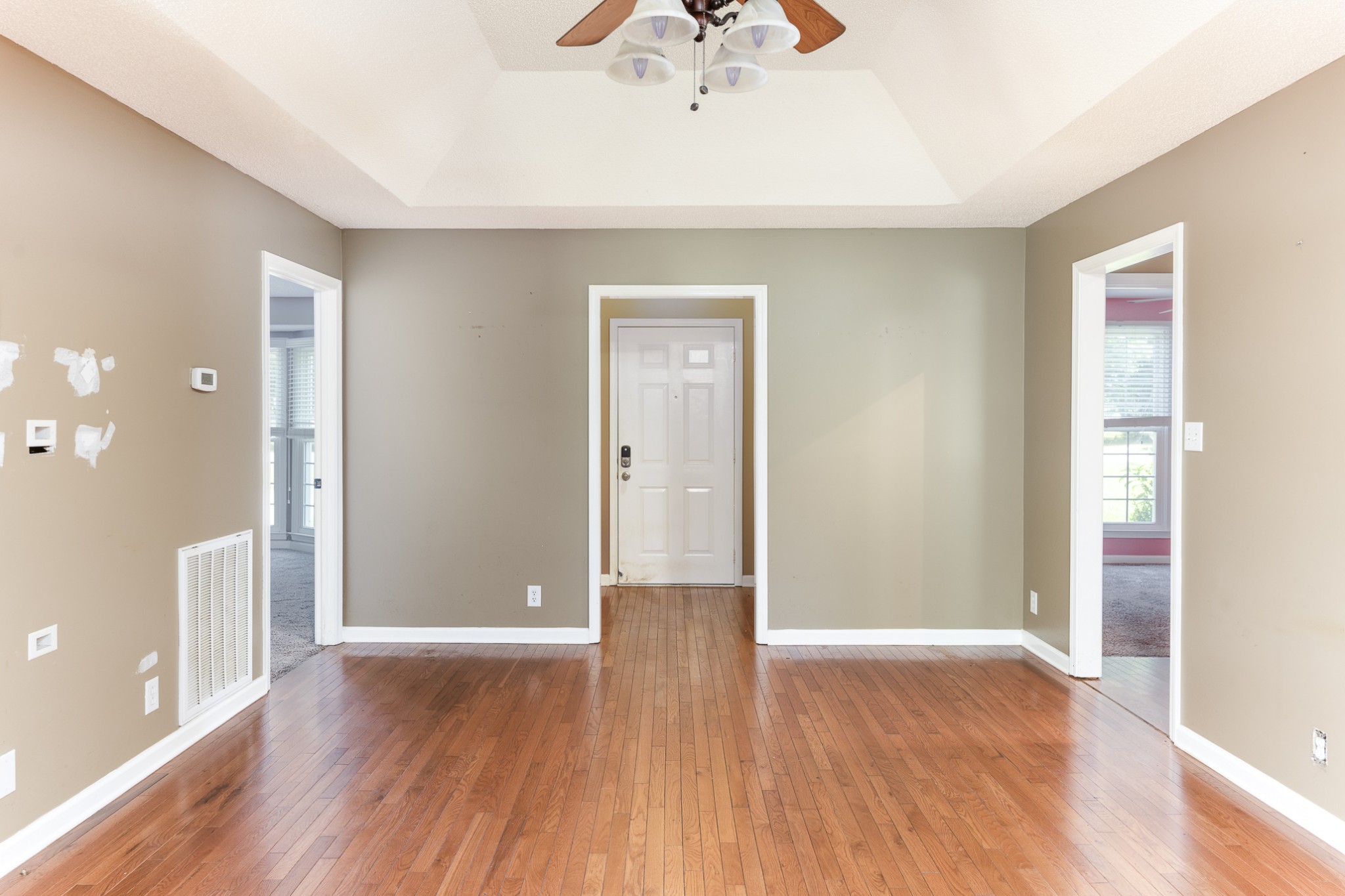 Clarksville, Tennessee 37040, United States, 3 Bedrooms Bedrooms, ,1 BathroomBathrooms,Residential,Coming Soon,135522