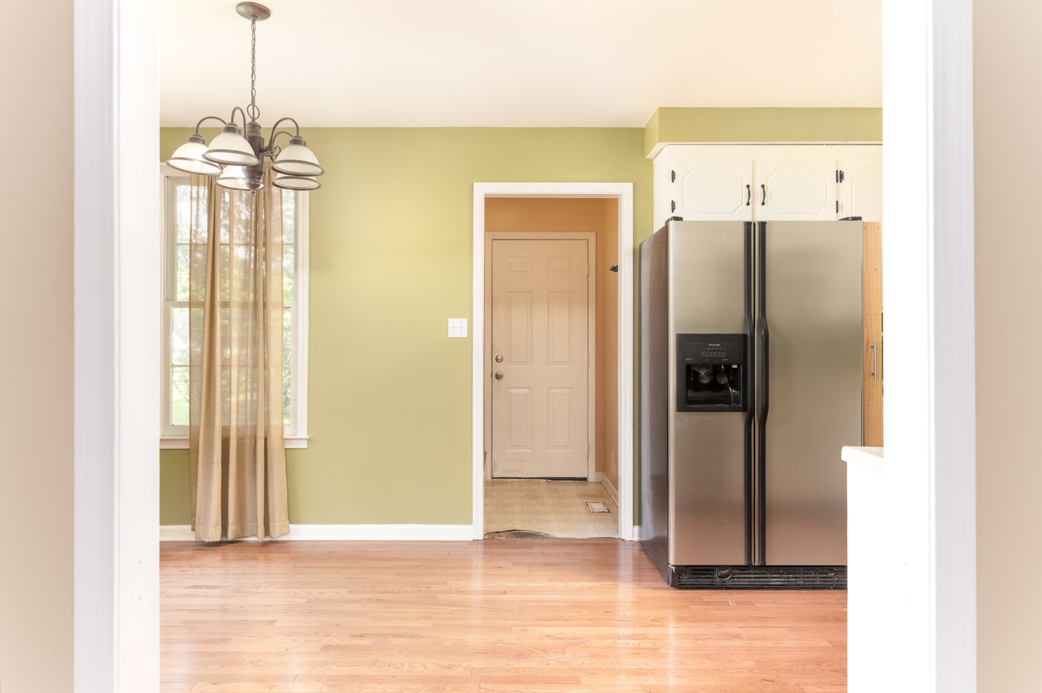 Clarksville, Tennessee 37040, United States, 3 Bedrooms Bedrooms, ,1 BathroomBathrooms,Residential,Coming Soon,135522