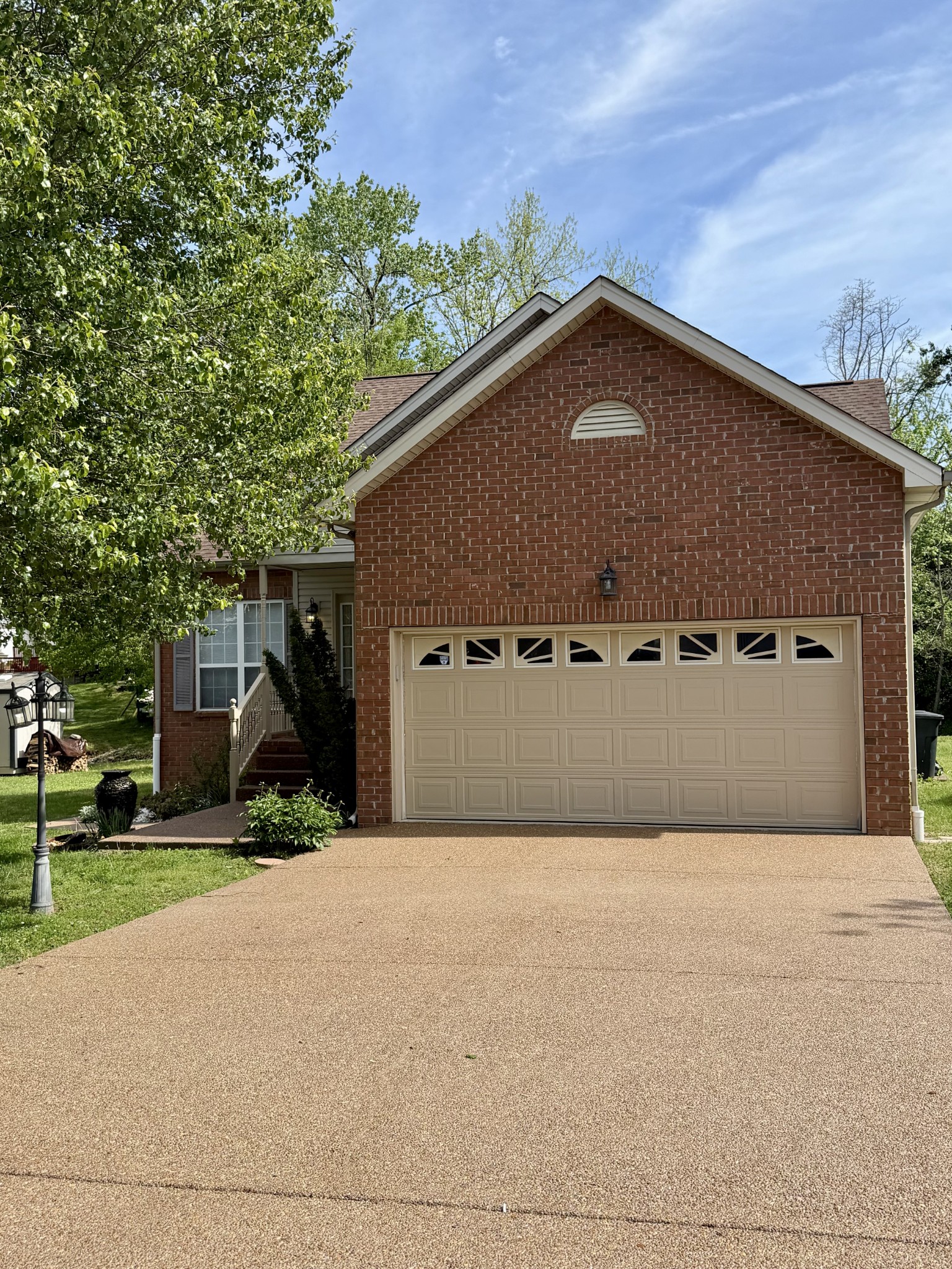 1233 Timber Valley Dr