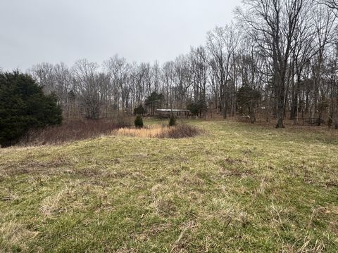 2250 Indian Creek Rd Mc Ewen TN 37101