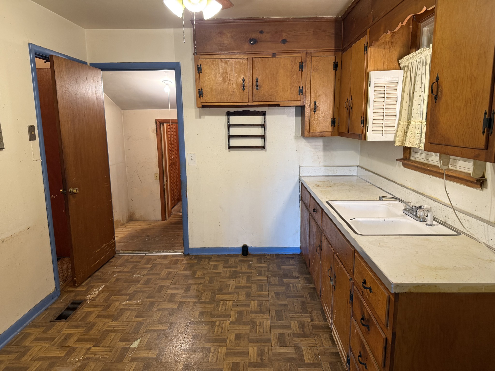 2411 14th Ave N