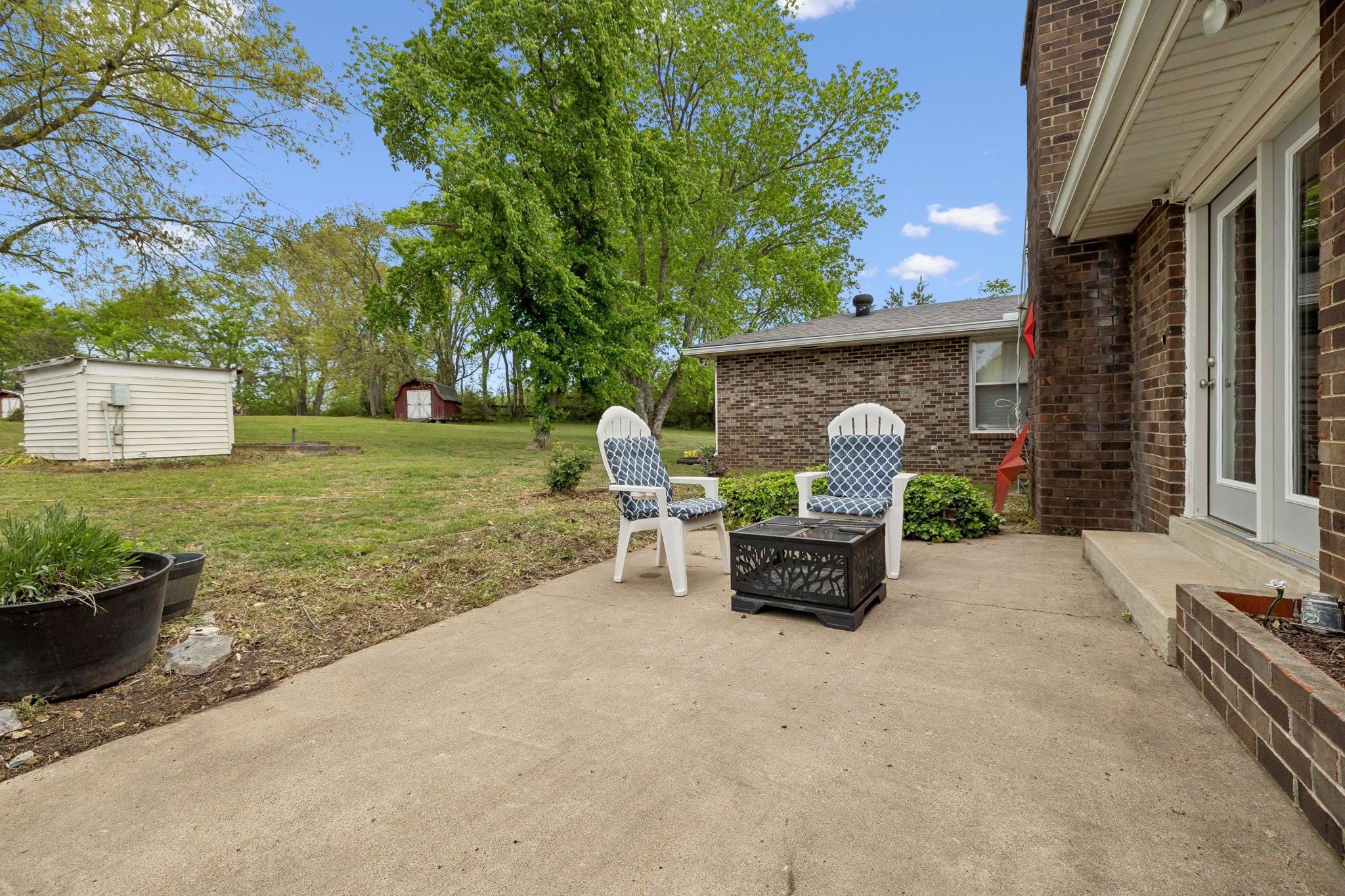7102 Hartsville Pike