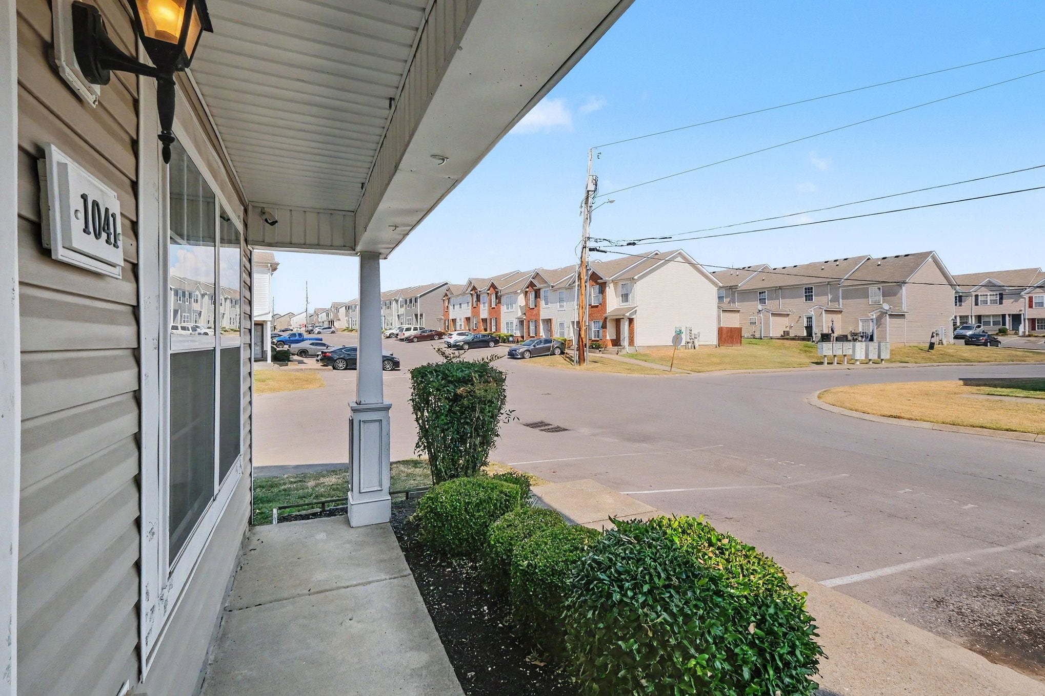 1041 Arlene Dr