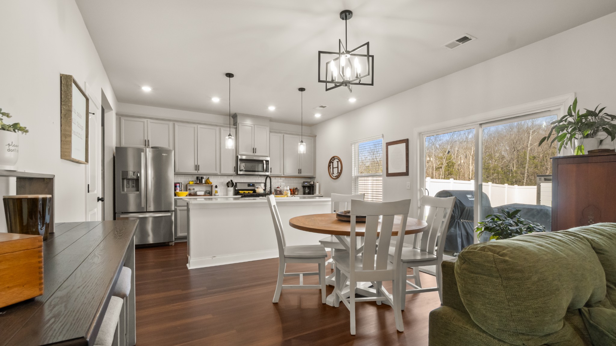 1054 Holland Ridge Way