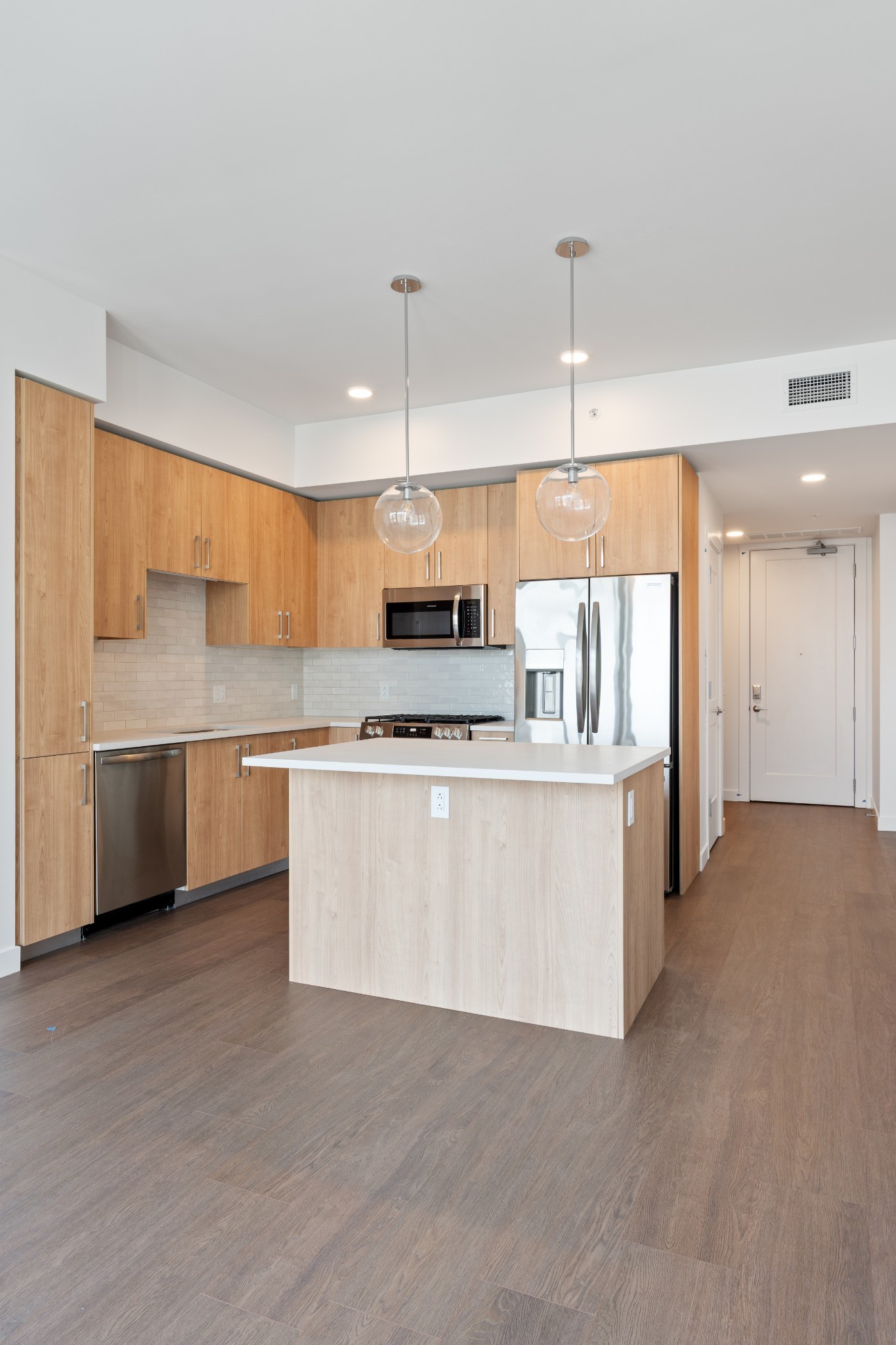1212 Demonbreun St A9 (M)