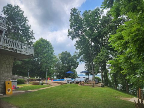 68 Cardinal Cir Cadiz KY 42211