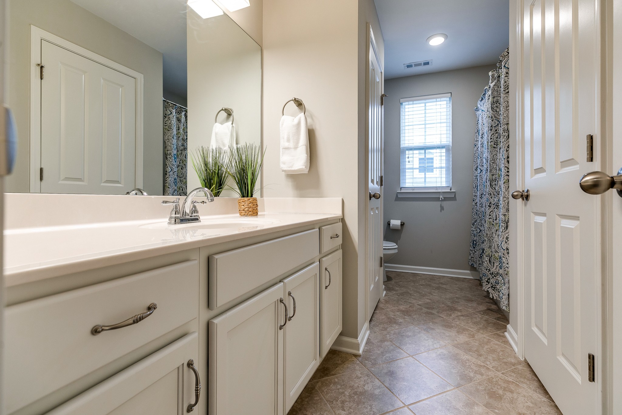 Photo 18 of 27 of 501 Shirebrook Cir townhome